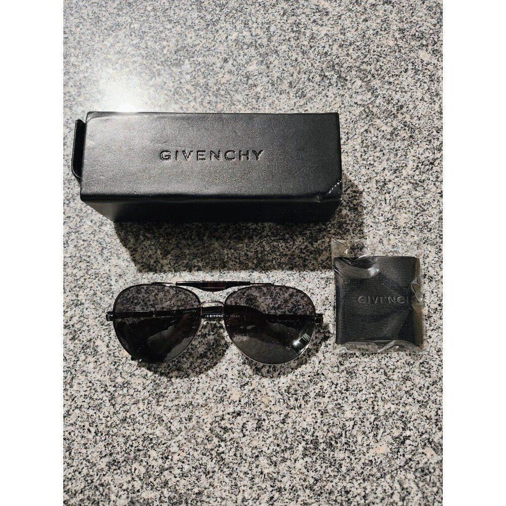 Givenchy SGV A13 0568 Sunglasses